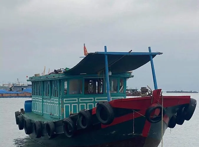 Anh Tuan Frühstückspension Hạ Long